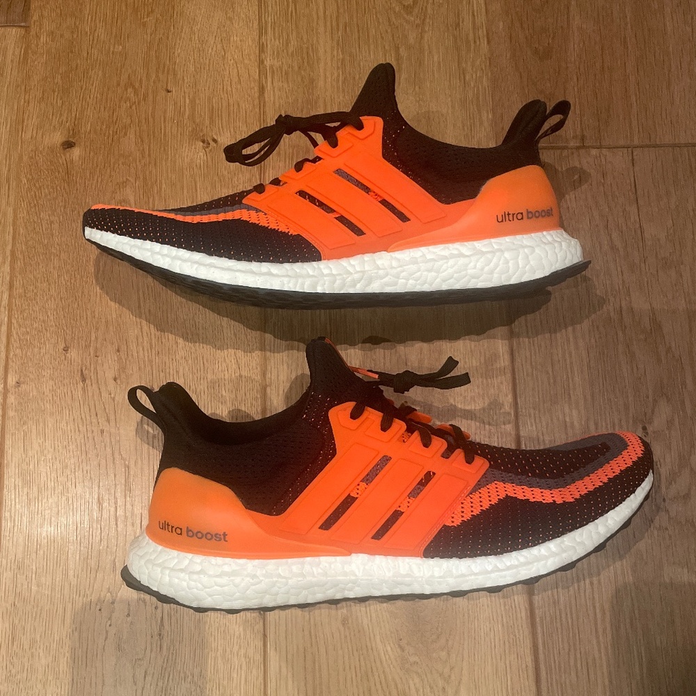 Adidas UltraBoost DNA Juventus FC Shoes